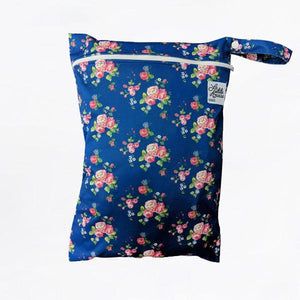 The Cloth Nappy Company Malta La Petite Ourse Wet Bag vintage flowers