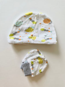 0-3m Baby Hat & Mitten set