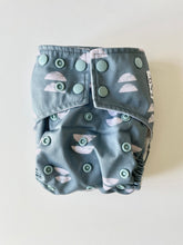Load image into Gallery viewer, Pre-Loved La Petite Ourse - Pocket Nappy - Balance