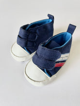 Load image into Gallery viewer, 0-3m Pram Shoes