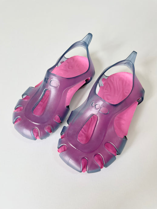 Size 22 Water Shoes